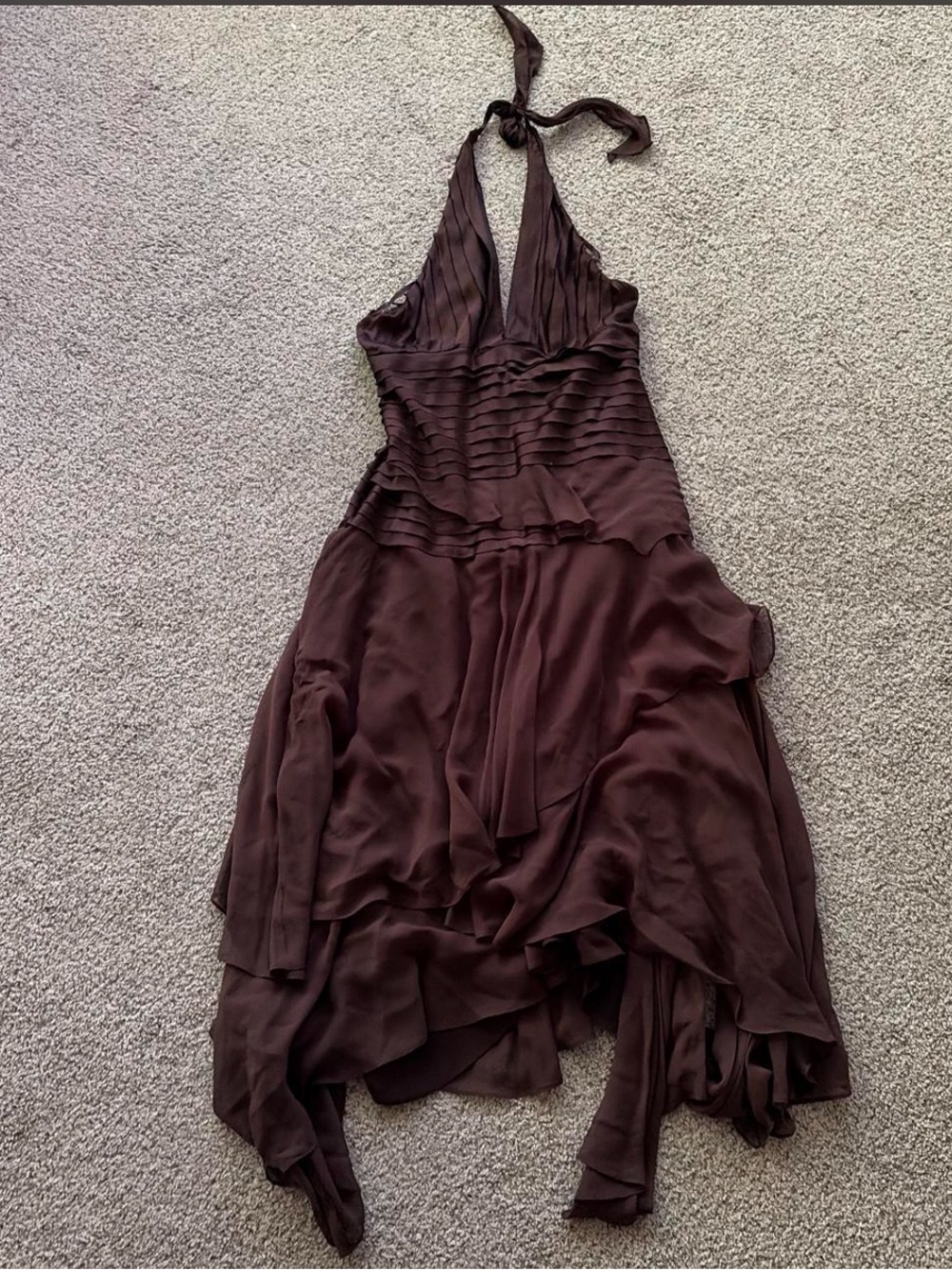 Vintage BCBG Maxazria 100% silk ruffle dress